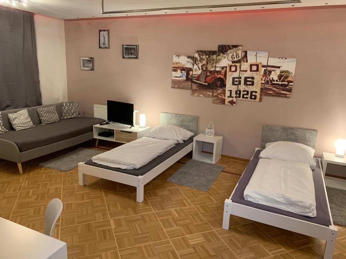 Aschaffapartment 4 Schlafzimmer Bis 10 Personen Bei Aschaffenburg Mainaschaff Εξωτερικό φωτογραφία