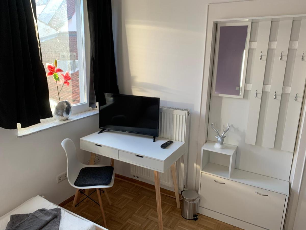 Aschaffapartment 4 Schlafzimmer Bis 10 Personen Bei Aschaffenburg Mainaschaff Εξωτερικό φωτογραφία