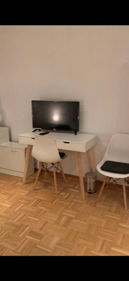 Aschaffapartment 4 Schlafzimmer Bis 10 Personen Bei Aschaffenburg Mainaschaff Εξωτερικό φωτογραφία
